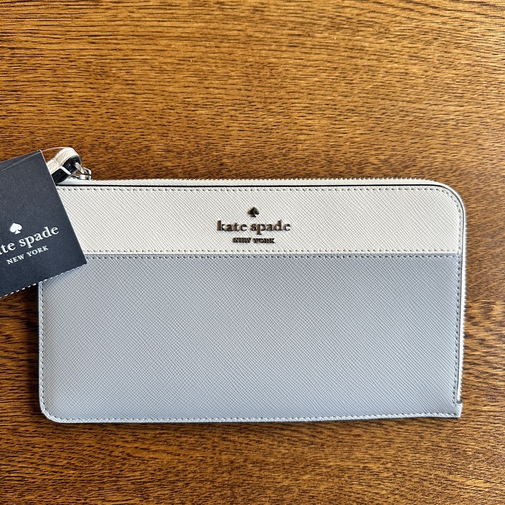 NWT Kate Spade Wristlet